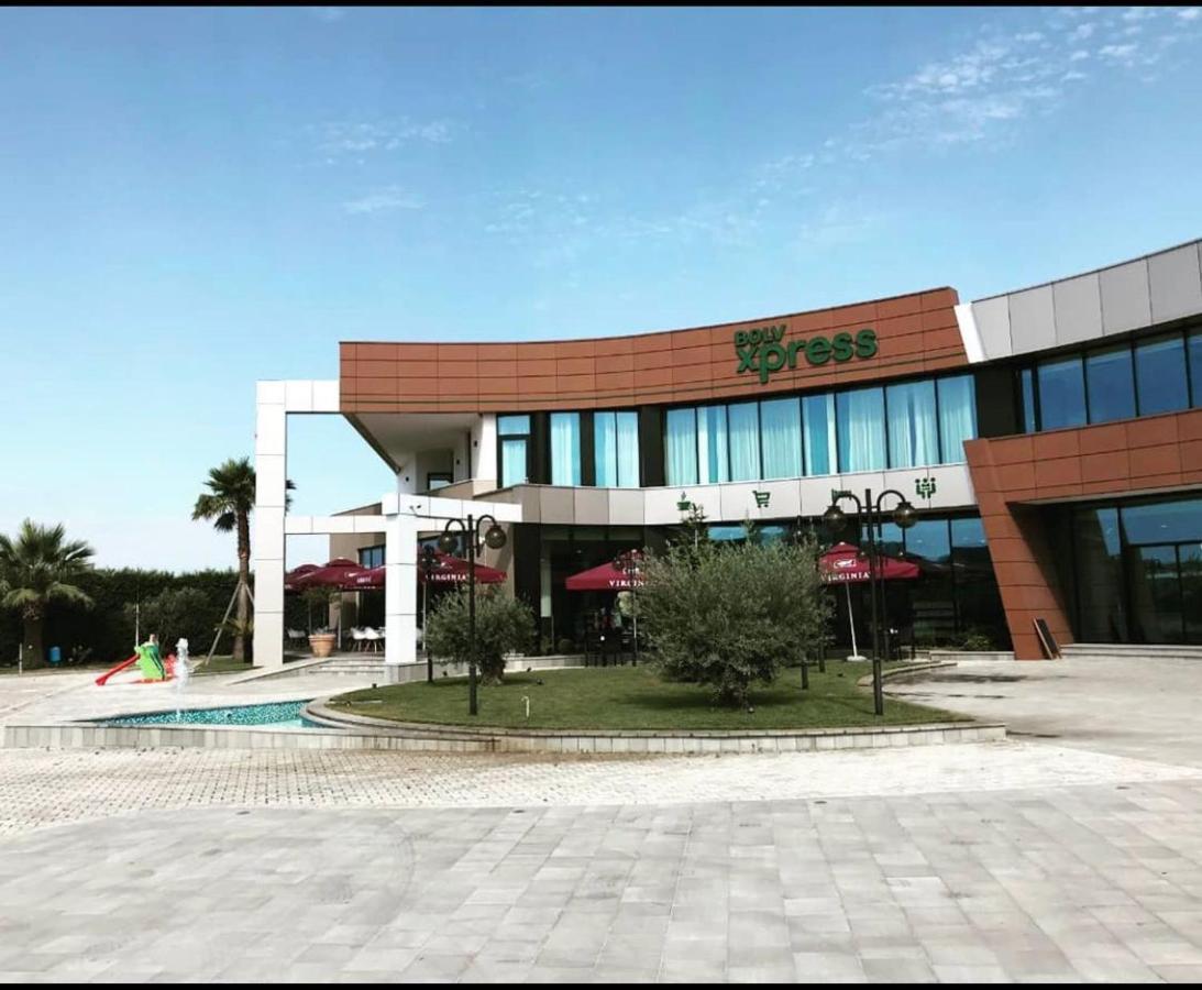 Hotel Coco Tirana Zewnętrze zdjęcie