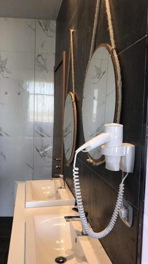 Hotel Coco Tirana Zewnętrze zdjęcie