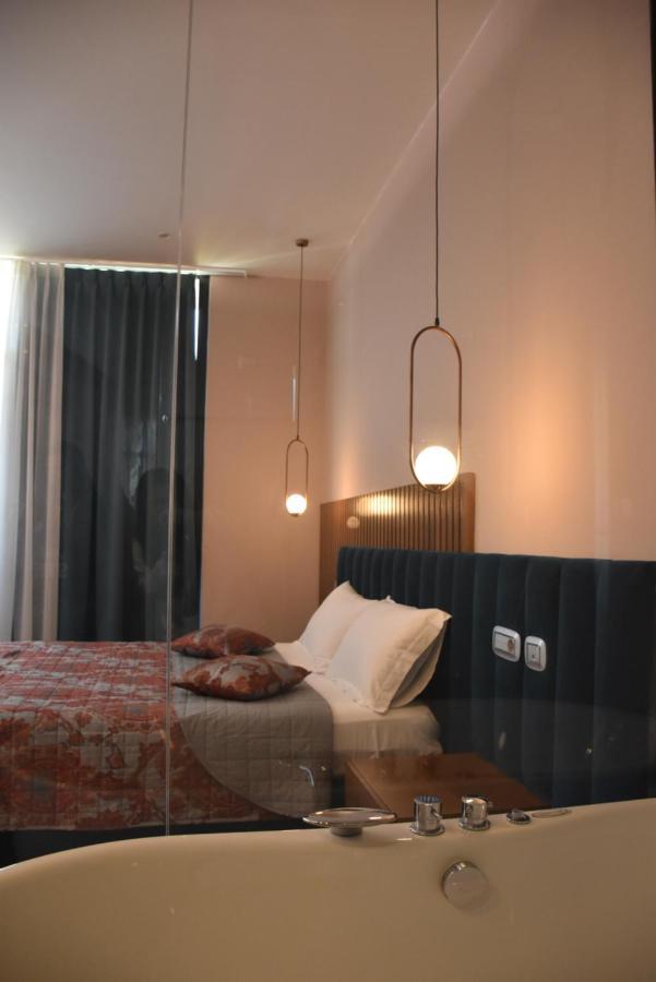 Hotel Coco Tirana Zewnętrze zdjęcie