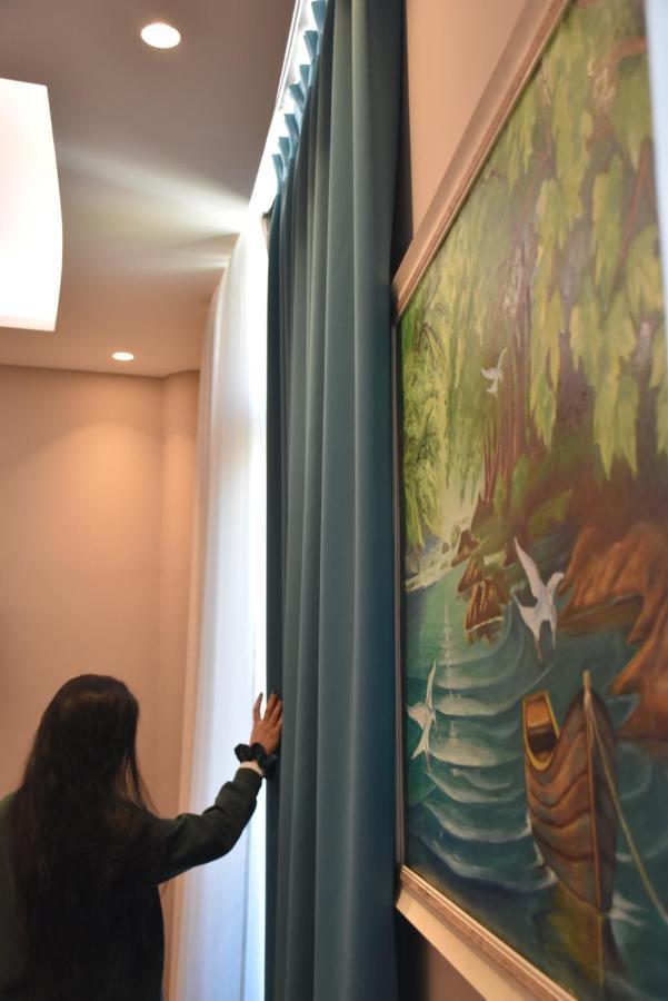 Hotel Coco Tirana Zewnętrze zdjęcie