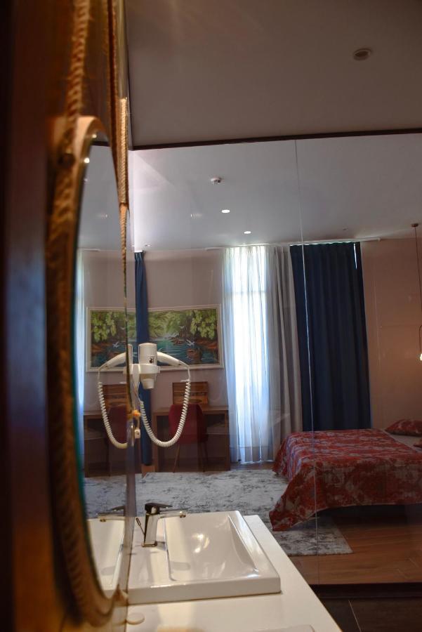 Hotel Coco Tirana Zewnętrze zdjęcie