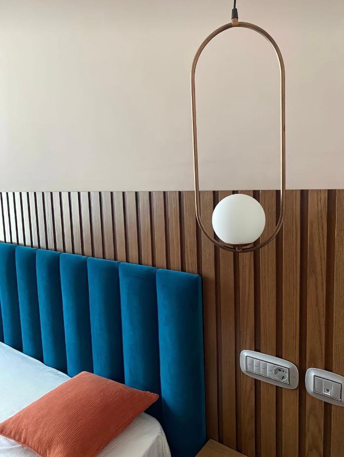 Hotel Coco Tirana Zewnętrze zdjęcie