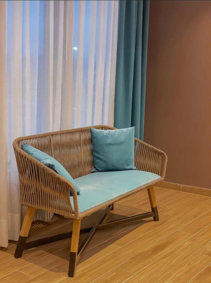 Hotel Coco Tirana Zewnętrze zdjęcie