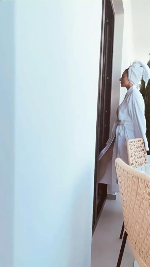 Hotel Coco Tirana Zewnętrze zdjęcie